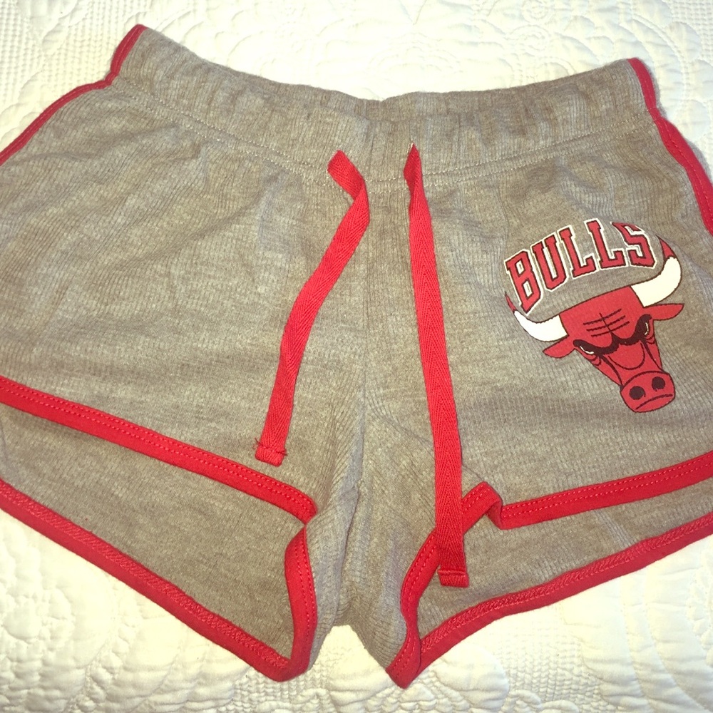 NBA Chicago Bulls Gray and Red Women's Shorts